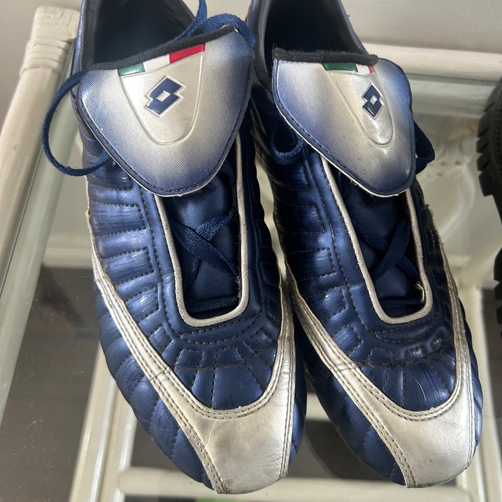 LOTTO Men's Blue and Silver Baseball Shoes